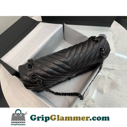 Chanel Flap Bag 30cm (Jumbo) - Image 5