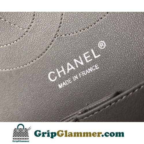 Chanel Flap Bag 30cm (Jumbo) - Image 6