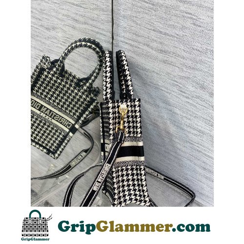 Dior Mini Phone Bag 13cm - Image 6