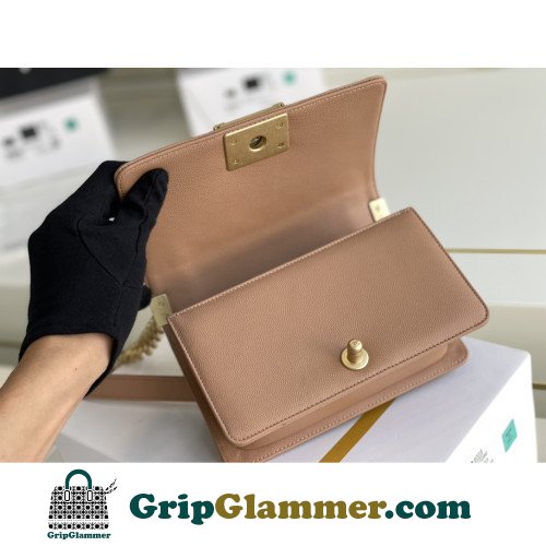 Chanel Boy Bag Caviar 20cm Small Lushentic AAAAA grade replica - Image 4