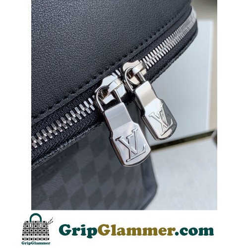 Louis Vuitton Backpack - Image 5