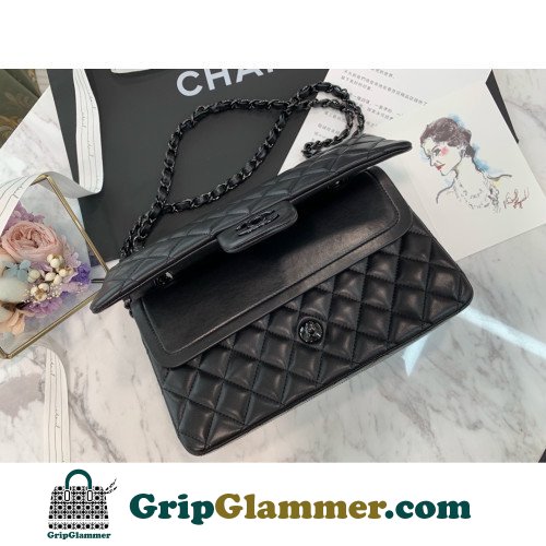 Chanel Flap Bag 25cm (Medium) - Image 8