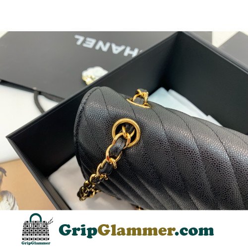 Chanel Flap Bag 25cm (Medium) - Image 7