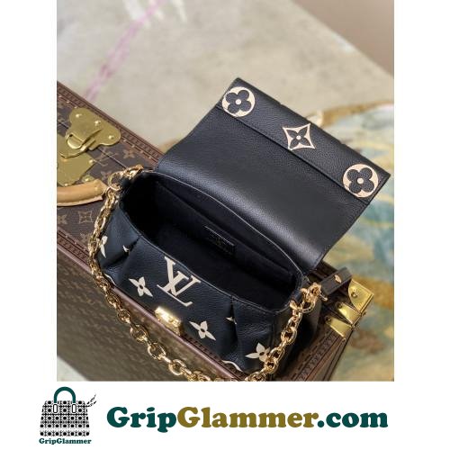 Louis Vuitton Favorite - Image 6