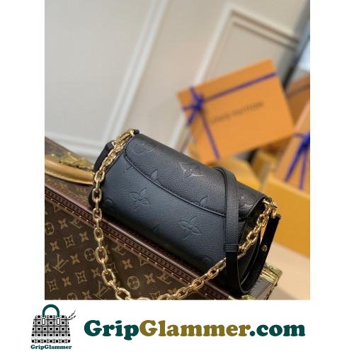 Louis Vuitton Favorite - Image 2