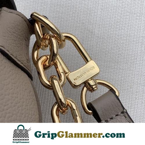 Louis Vuitton Favorite - Image 3