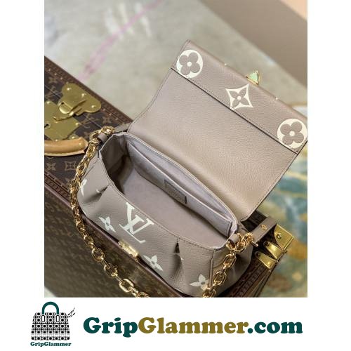 Louis Vuitton Favorite - Image 8