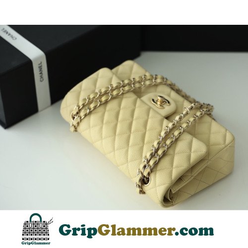 Chanel Flap Bag 25cm (Medium) - Image 5