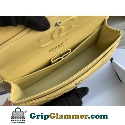 Chanel Flap Bag 25cm (Medium) - Image 3