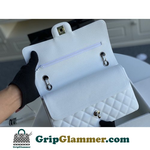 Chanel Flap Bag 25cm (Medium) - Image 4