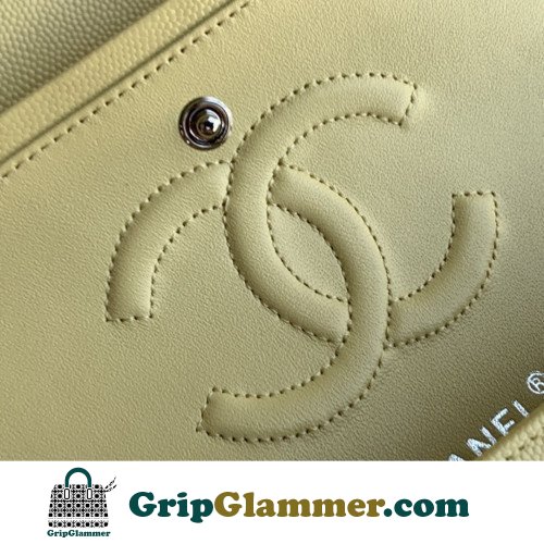 Chanel Flap Bag 25cm (Medium) - Image 4