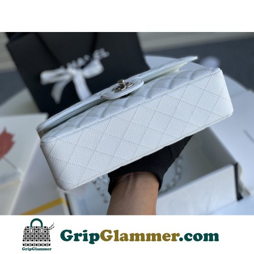 Chanel Flap Bag 25cm (Medium) - Image 9