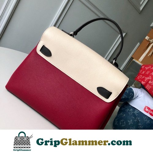 Louis Vuitton Favorite - Image 3