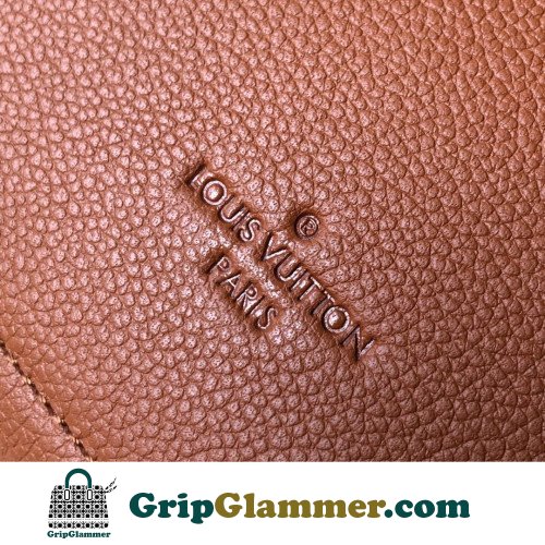 Louis Vuitton Favorite - Image 8