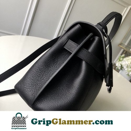 Louis Vuitton Favorite - Image 6