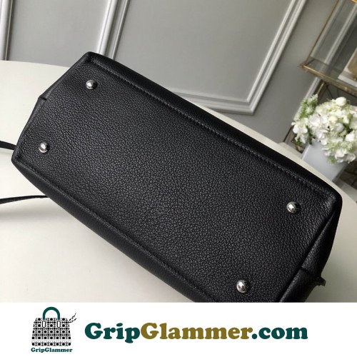 Louis Vuitton Favorite - Image 8