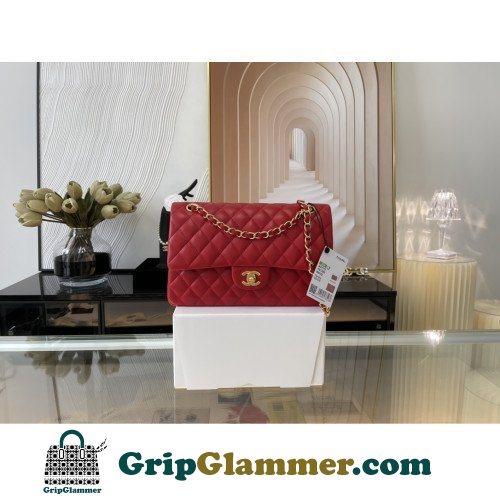 Chanel Flap Bag 25cm (Medium)