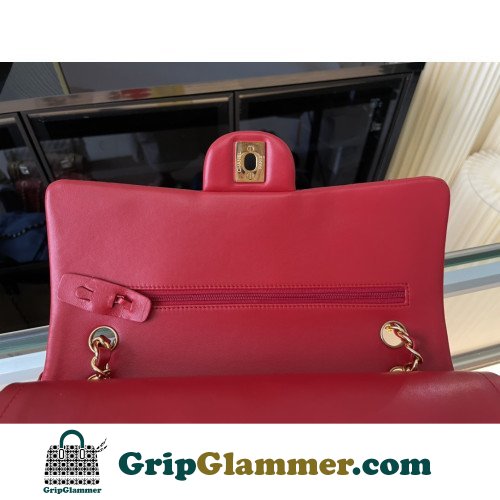 Chanel Flap Bag 25cm (Medium) - Image 5