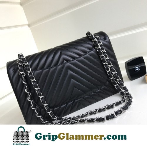 Chanel Flap Bag 30cm (Jumbo) - Image 4