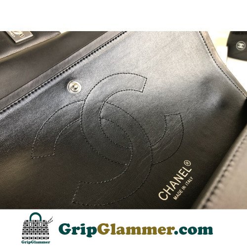 Chanel Flap Bag 30cm (Jumbo) - Image 7