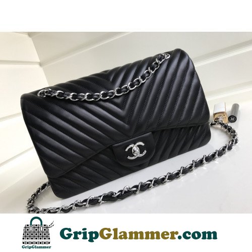 Chanel Flap Bag 30cm (Jumbo) - Image 8