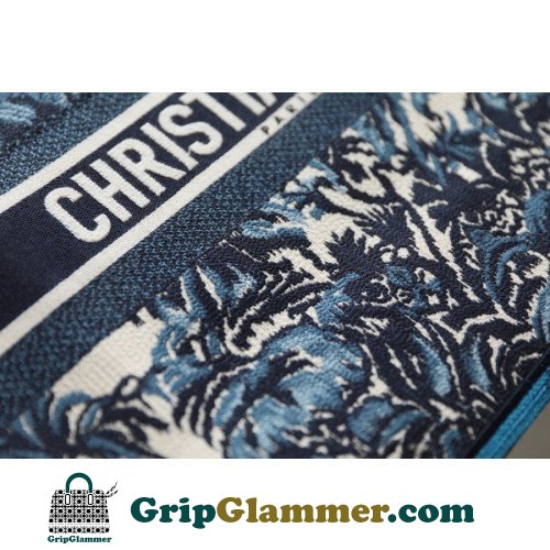 Dior Book Tote Large 42cm - Image 5