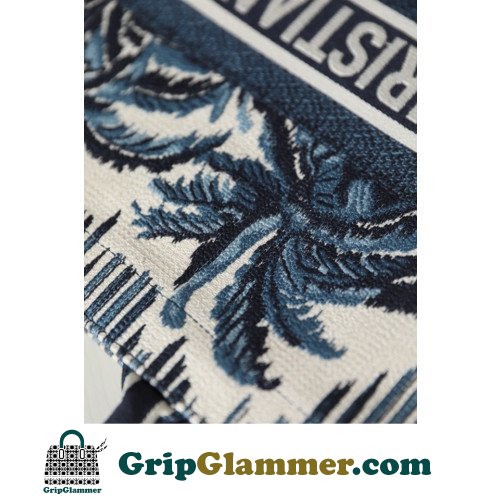 Dior Book Tote Large 42cm - Image 8