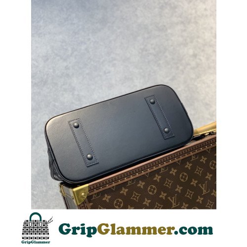 Louis Vuitton Alma - Image 4