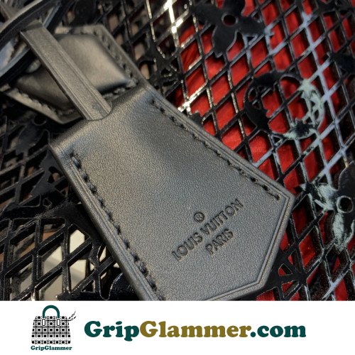 Louis Vuitton Alma - Image 6