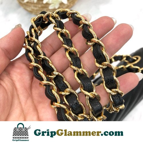 Chanel Flap Bag 25cm (Medium) - Image 5