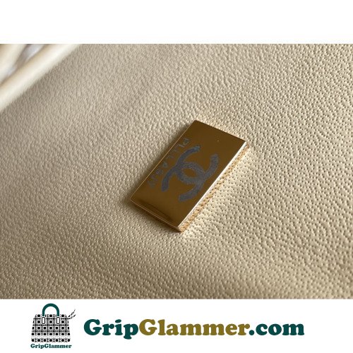 Chanel Flap Bag 25cm (Medium) - Image 9