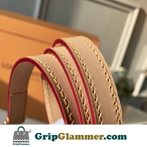 Louis Vuitton Alma - Image 2