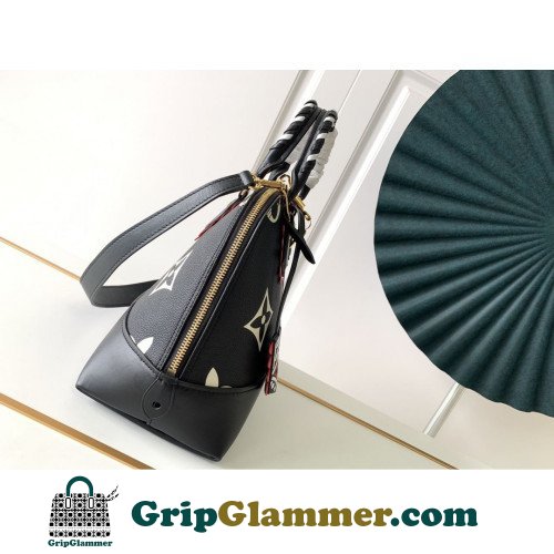 Louis Vuitton Alma - Image 7