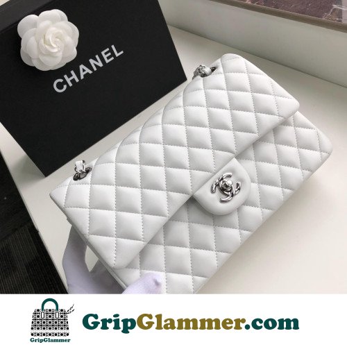 Chanel Flap Bag 25cm (Medium) - Image 4