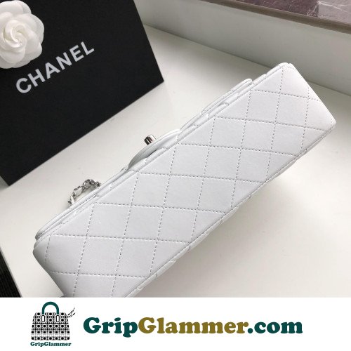 Chanel Flap Bag 25cm (Medium) - Image 5