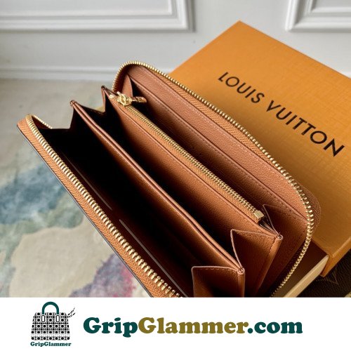 Louis Vuitton Wallet - Image 3