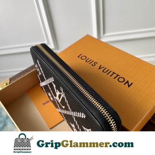 Louis Vuitton Wallet - Image 2