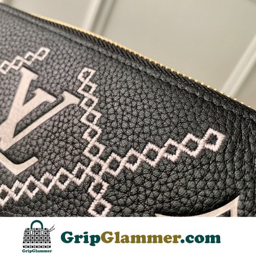 Louis Vuitton Wallet - Image 8