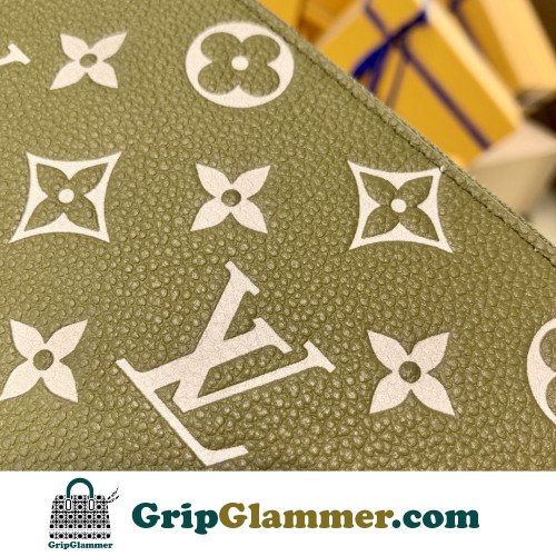 Louis Vuitton Wallet - Image 5