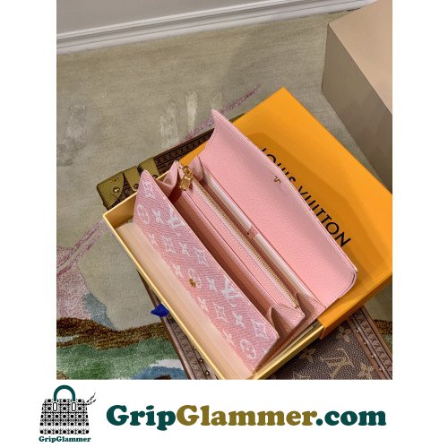 Louis Vuitton Wallet - Image 2