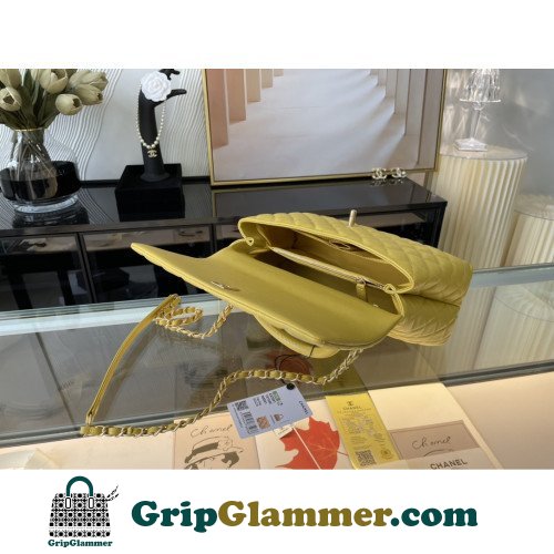 Chanel Coco Handle - Image 7