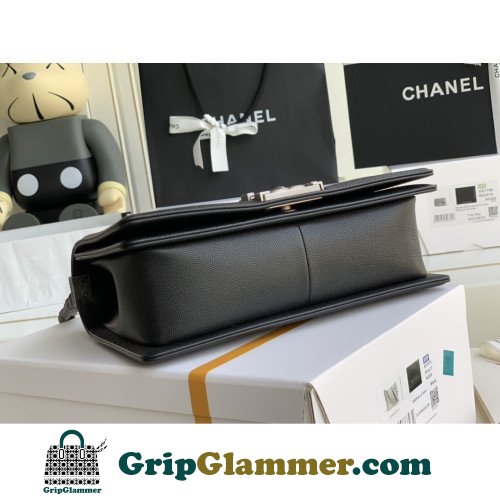 Chanel Boy Bag Caviar 25cm Medium Lushentic AAAAA grade replica - Image 2