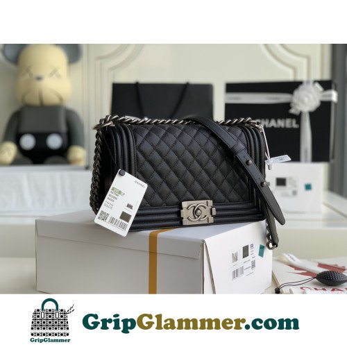 Chanel Boy Bag Caviar 25cm Medium Lushentic AAAAA grade replica - Image 6