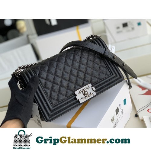 Chanel Boy Bag Caviar 25cm Medium Lushentic AAAAA grade replica - Image 9