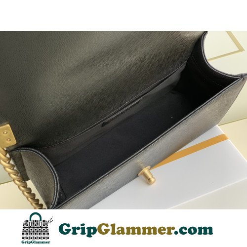 Chanel Boy Bag Caviar 25cm Medium Lushentic AAAAA grade replica - Image 6