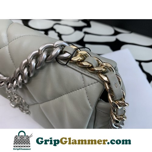 Chanel 19 Bag - Image 2