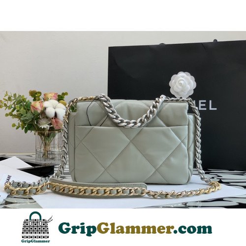 Chanel 19 Bag - Image 8