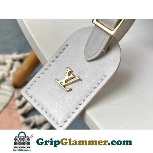 Louis Vuitton Cannes - Image 5