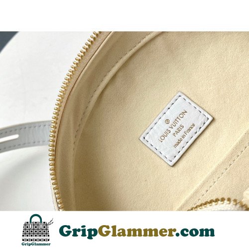 Louis Vuitton Cannes - Image 6