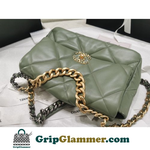 Chanel 19 Bag - Image 6